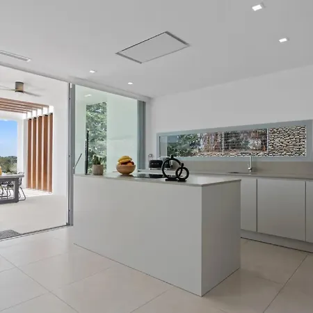 Villa Luxury With Heated Pool Marbellac